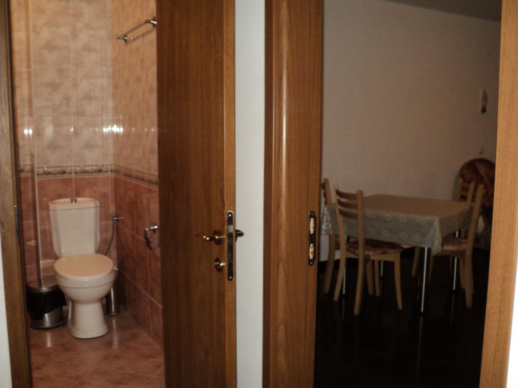 Meni Apartments And Guest Rooms Созополь Номер фото