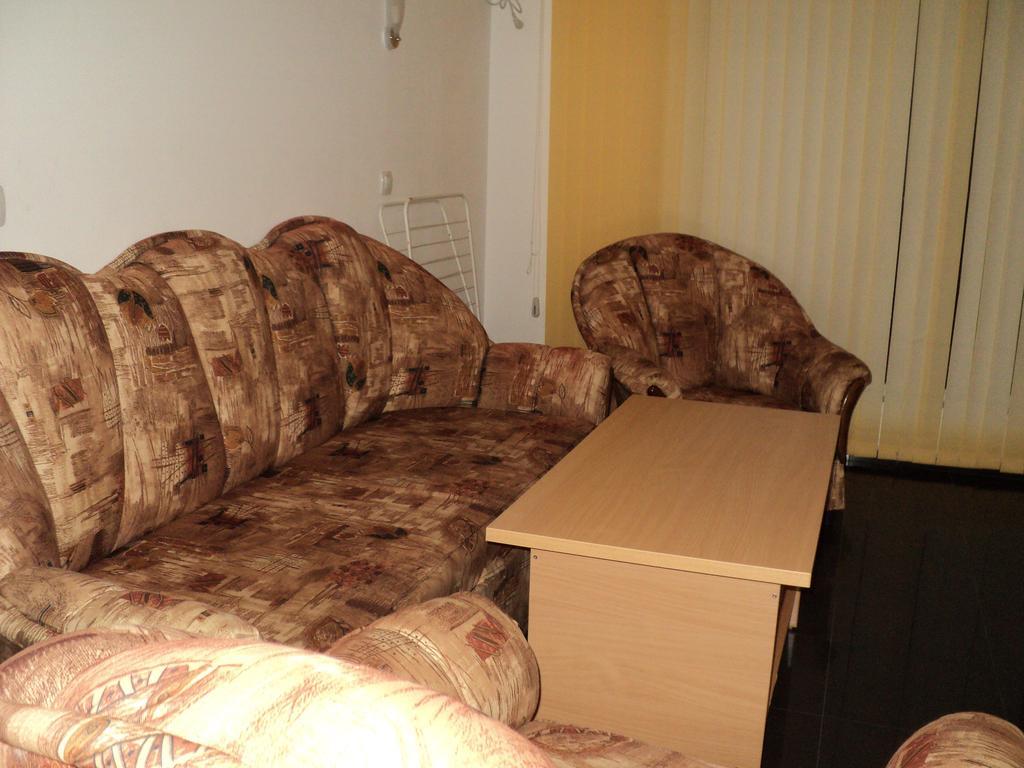Meni Apartments And Guest Rooms Созополь Экстерьер фото